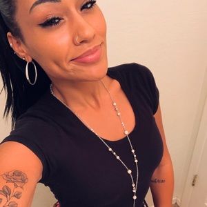 Meet your Posher, Destiny